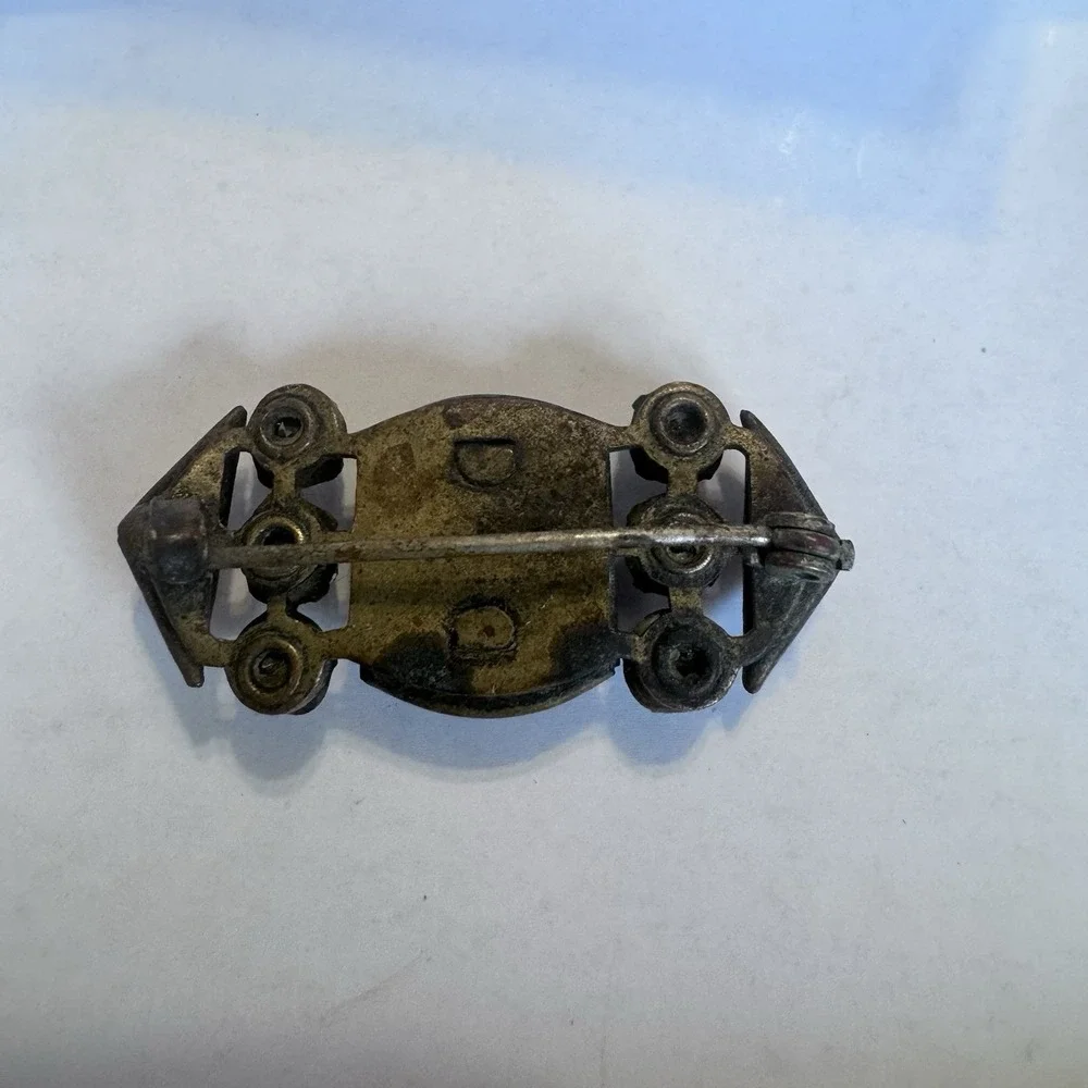 Antique Art Deco Red Glass Clear Rhinestones Silvered‎ Brass Bar Brooch Pin
